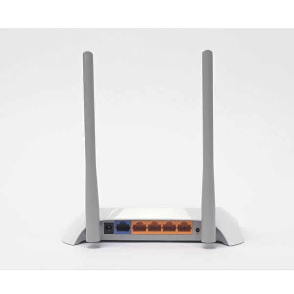 Router Inalámbrico WISP, 2.4 GHz, 300 Mbps, 2 antenas externas omnidireccional 5 dBi, 4 Puertos