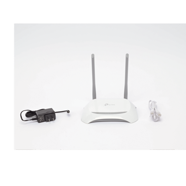 Router Inalámbrico WISP, 2.4 GHz, 300 Mbps, 2 antenas externas omnidireccional 5 dBi, 4 Puertos