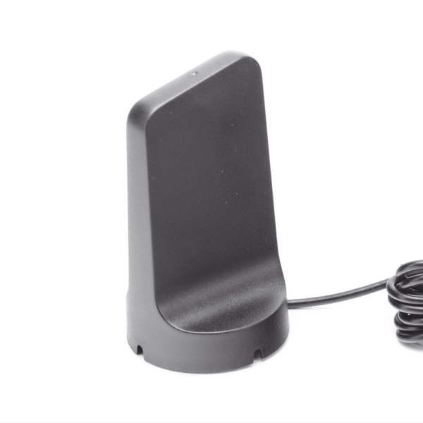 Kit Amplificador de señal celular 4G LTE, 3G y VOZ. Especial para vehículos donde el conductor o copiloto requiere la mayor concentración de señal.