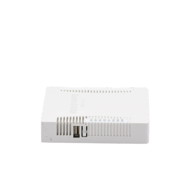 (hEX PoE) Routerboard 5 puertos Gigabit Ethernet PoE 802.3at, 1 Puerto USB