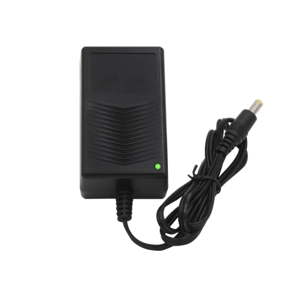 P12DC3A-AD-6-l Fuente de Poder de 12 VCD Regulada / 3 Amp / Voltaje de Entrada de 100 - 240 VCA