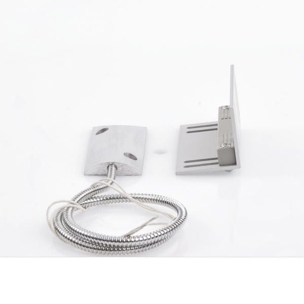 Contacto magnético para piso uso rudo con 55cm de cable blindado / GAP 75mm / Placa de montaje de "L".
