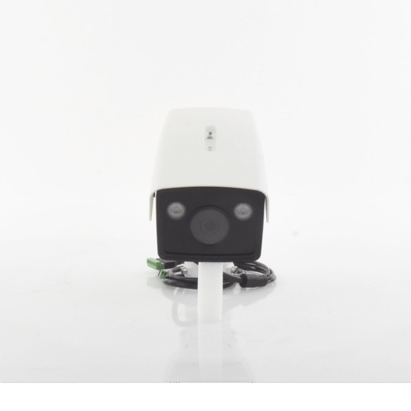 Cámara IP 4 Megapixel / Lente motorizado 3.1-6 mm / Reconocimiento y captura de Placas Vehiculares / IP67 / IK10