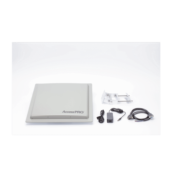 Lector RFID de Largo Alcance para Control de Acceso Vehicular / Hasta 12 m Lineales de Cobertura / UHF 902-928MHz / Compatible con cualquier Panel de Control de Acceso