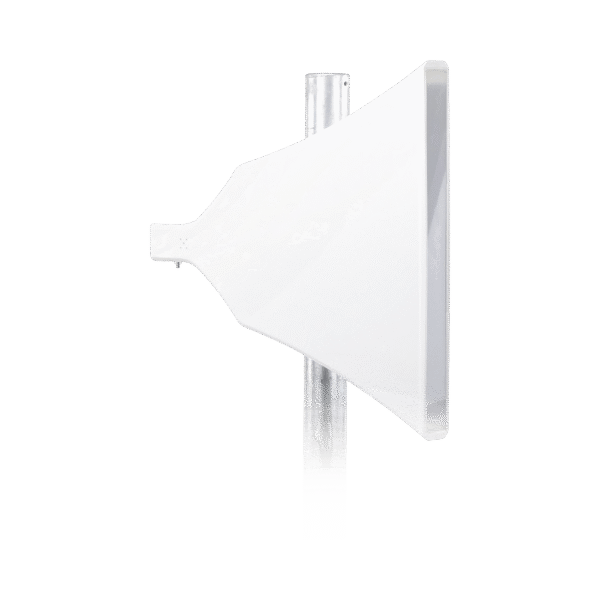 Antena Asimétrica de 90 °, 16 dBi, tipo cuerno de alta eficiencia, 4.9-6.5 GHz, , Conector SMA-Hembra, con montaje incluido