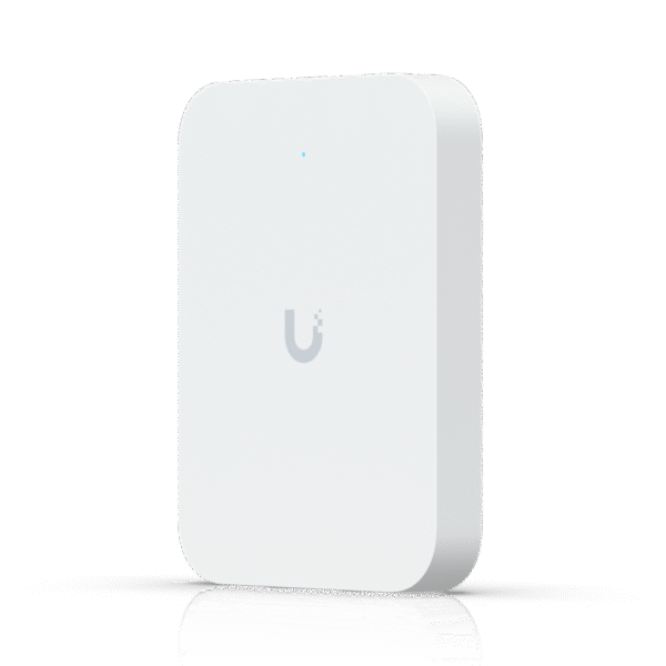 Punto de Acceso U7 IW / Wi-Fi 7 doble banda /MU-MIMO 2x2 por banda / (3) puertos 2.5G RJ45, uno Uplink PoE+ IN, (2) puertos de red secundarios (uno de ellos PoE Passthrough) / Hasta 200 clientes / Montaje en Pared