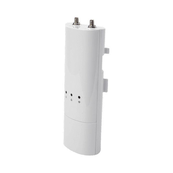 C5C-LAT-IZQ-l Radio Estación Base de hasta 500 Mbps, Frecuencia de 4.9-6.4 GHz, IP67, 2x2:2 MIMO, Monitoreo a través de la nube, Adaptación automática al entorno.