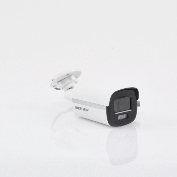 DS2CE12KF0TFS-AD-2-l-1 Bala TURBOHD 3K (5MP) / Lente 2.8mm / Micrófono Integrado / Imagen a color 24/7 / Luz Blanca 40 mts / Exterior IP67 / dWDR / 4 Tecnologías