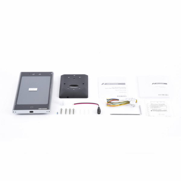 Terminal Facial WiFi con pantalla de 7" / Stand Alone / Protección IP65 / 10,000 rostros y 50,000 tarjetas / Soporta módulo lector de Huella, QR y Bluetooth