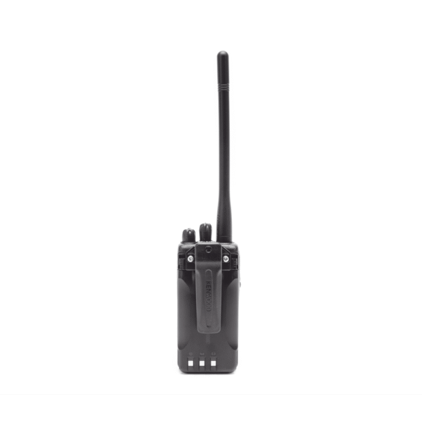 TK2000KV2-AD-6-l 136-174 MHz, Práctico y Ligero, MIL-STD-810, 16 Canales, DTMF, IP54, VOX, Scan, Incluye antena, batería, cargador y clip