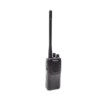 TK2000KV2-LAT-DER-l 136-174 MHz, Práctico y Ligero, MIL-STD-810, 16 Canales, DTMF, IP54, VOX, Scan, Incluye antena, batería, cargador y clip