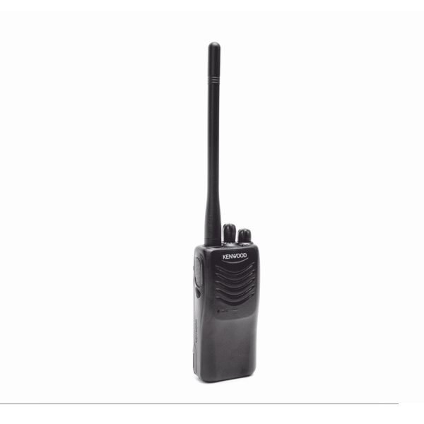 TK2000KV2-LAT-DER-l 136-174 MHz, Práctico y Ligero, MIL-STD-810, 16 Canales, DTMF, IP54, VOX, Scan, Incluye antena, batería, cargador y clip