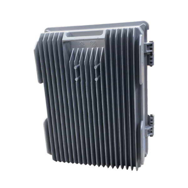(HASTA 5 KILÓMETROS) Amplificador de Señal Celular de ALTA POTENCIA: Especial para Crear una Zona Celular en Áreas Rurales o Comunidades Alejadas. 95 dB de Ganancia, 20 Watts de Potencia, 850 MHz.