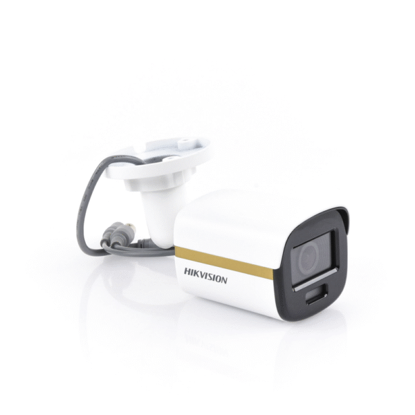 DS2CE10UF3TE-AD-1-l Bala TURBOHD 4K / Imagen a color 24/7 / Lente 2.8 mm / METAL / Luz Blanca 20 mts / Exterior IP67 / WDR 130 dB