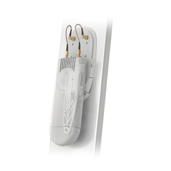EBEPMP-AD-2-l Adaptador para montar radios Cambium ePMP5-C, ePMP5-GPS y ePMP5GL en antenas Ubiquiti y sectoriales Carrier Class RF Elements