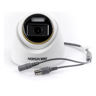 Turret TURBOHD 4K / Imagen a color 24/7 / Lente 2.8 mm / Luz Blanca 40 mts / Exterior IP67 / WDR 130 dB