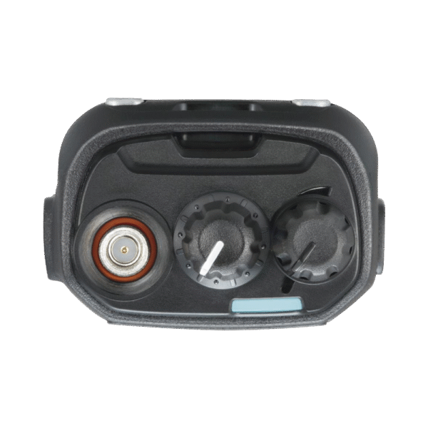 136-174 MHz, Analógico/NXDN, 5 Watts, 64 Canales, GPS, IP55, MIL-STD-810, Inc. antena, batería, cargador, clip y licencia KWD-1200-CAK (NXDN)